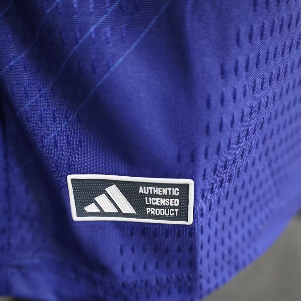 חולצת בית ארוכה של נבחרת יפן