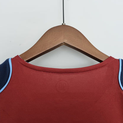 חולצת רטרו של אתלטיקו מדריד לעונת 2004/05